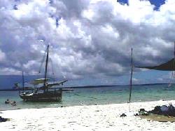 Marimbani Sandbank bei Ebbe